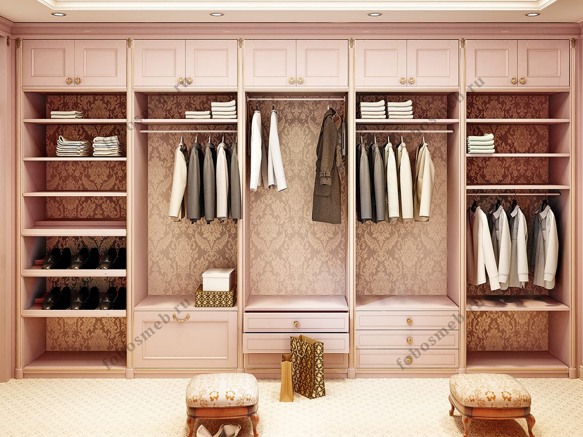Идеальный порядок в гардеробной комнате